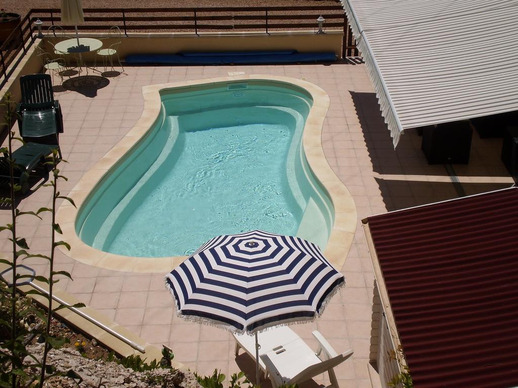Bed and Breakfast Les Roziers - Roulotte Bagnac Exterior foto